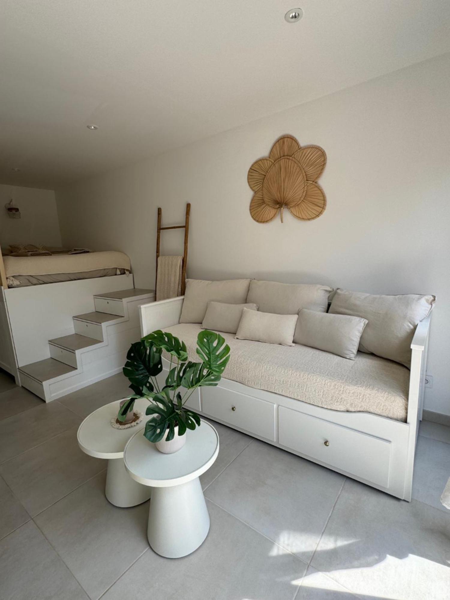 Chez Timmaflo Apartment Frejus Exterior photo